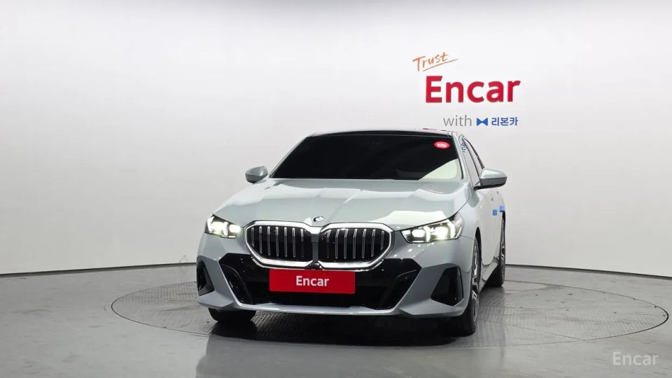 BMW 5-series