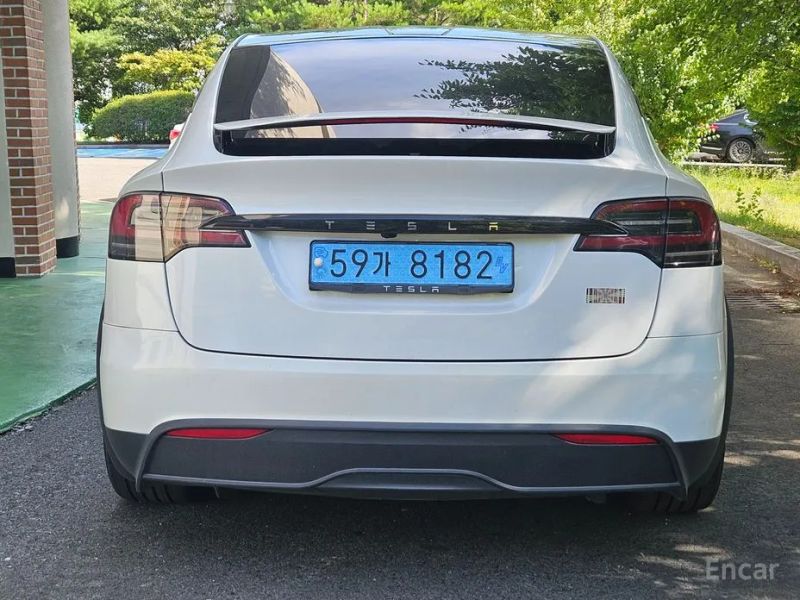 Tesla model-x