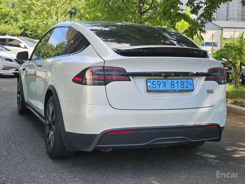 Tesla model-x
