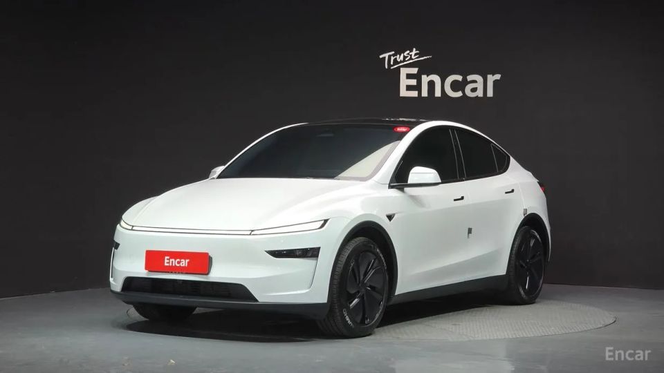 Tesla model-y