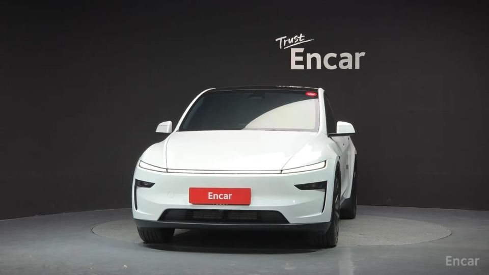 Tesla model-y
