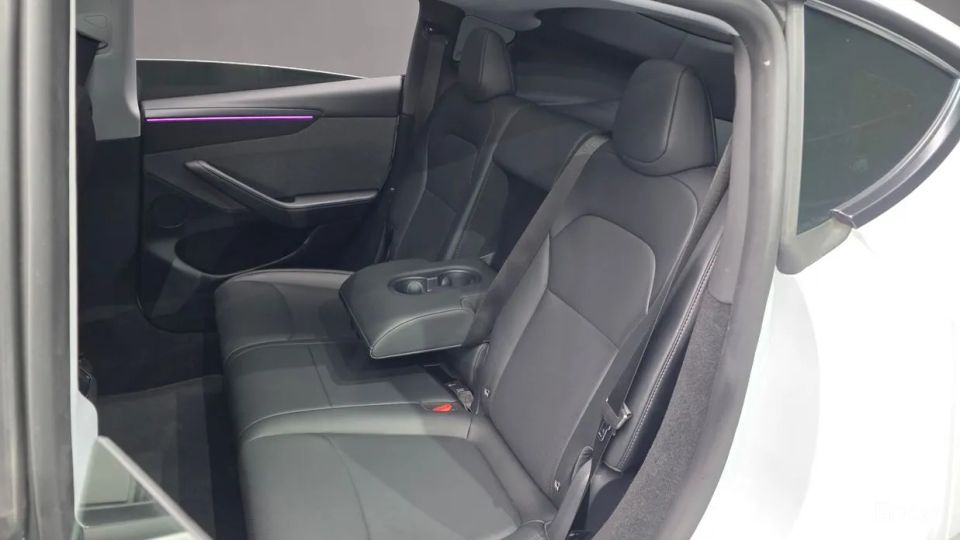 Tesla model-y