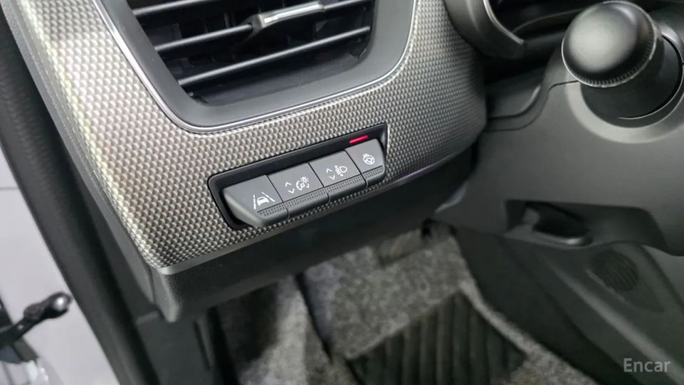 Renault-KoreaSamsung Arkana