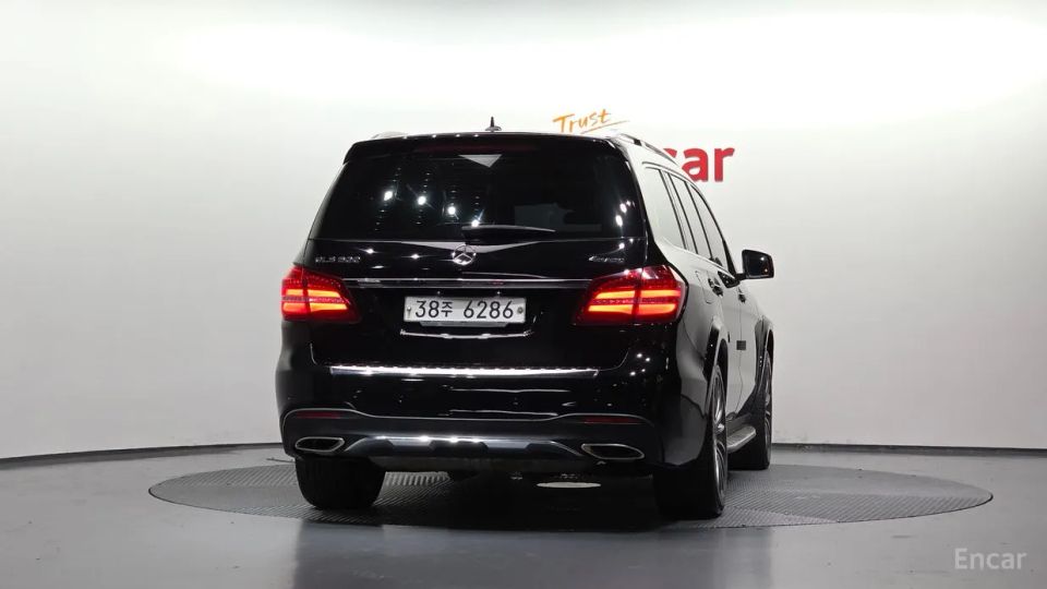 Mercedes-Benz GLS-Class