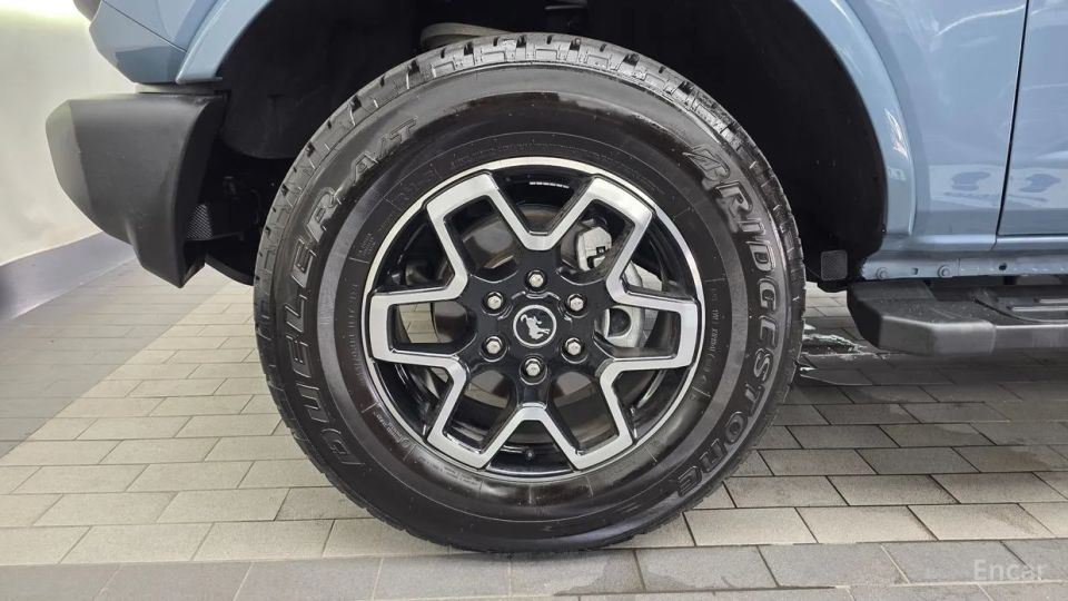 Ford Bronco
