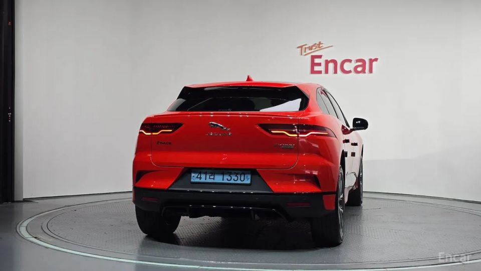 Jaguar I-PACE