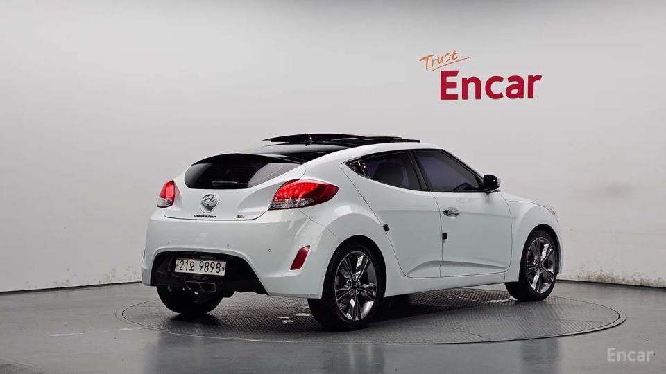 Hyundai Veloster