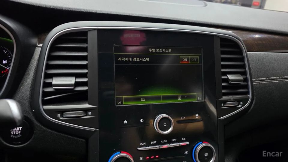 Renault-KoreaSamsung SM6