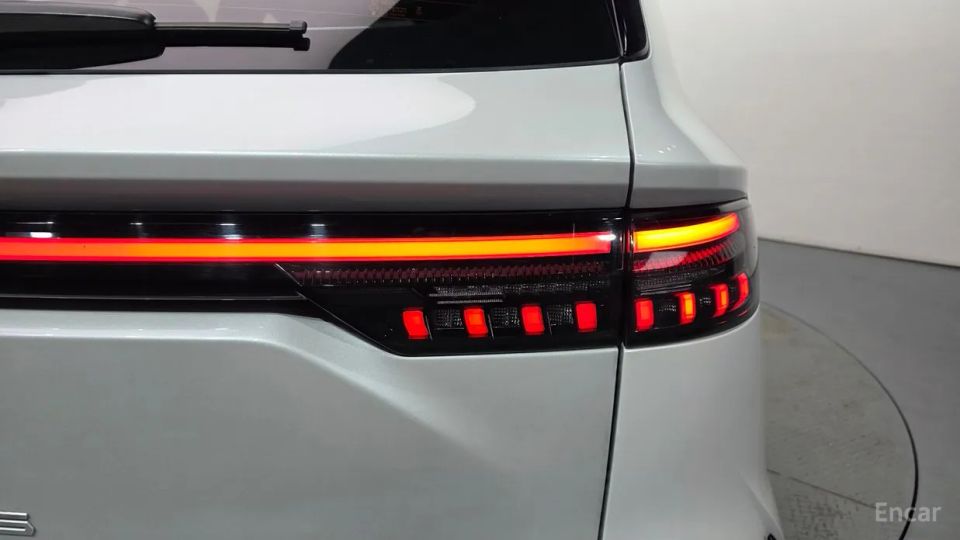 Renault-KoreaSamsung Grand Koleos
