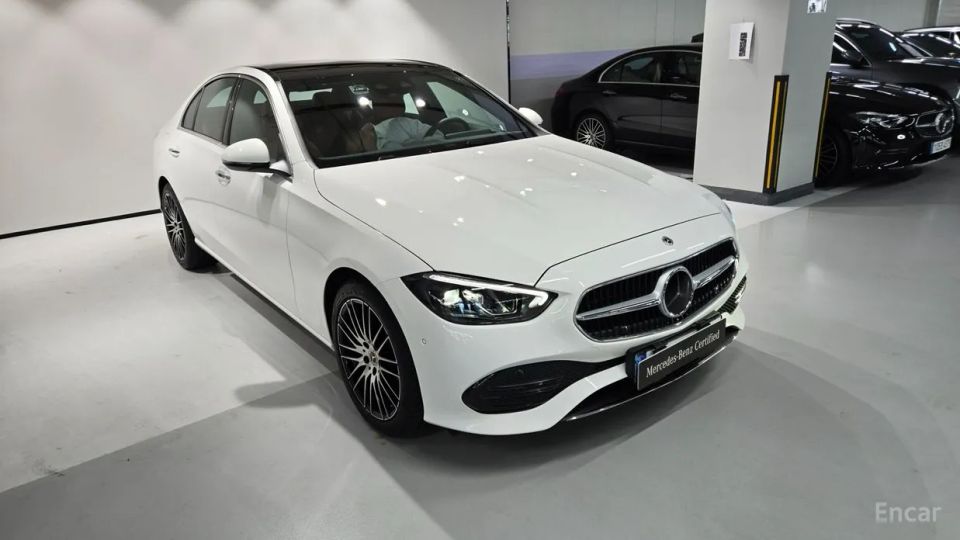 Mercedes-Benz C-Class