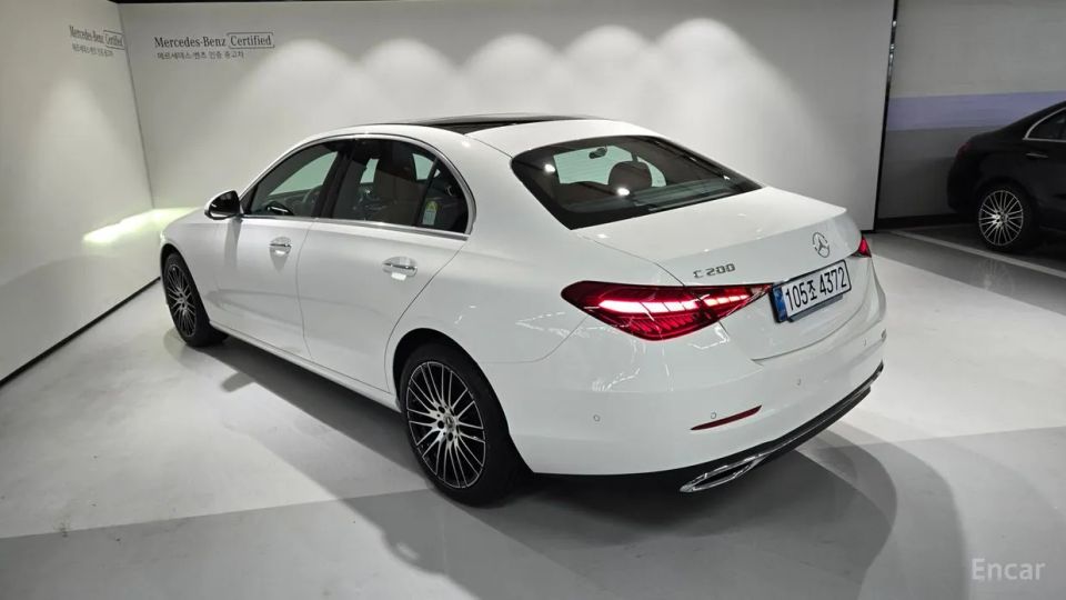 Mercedes-Benz C-Class