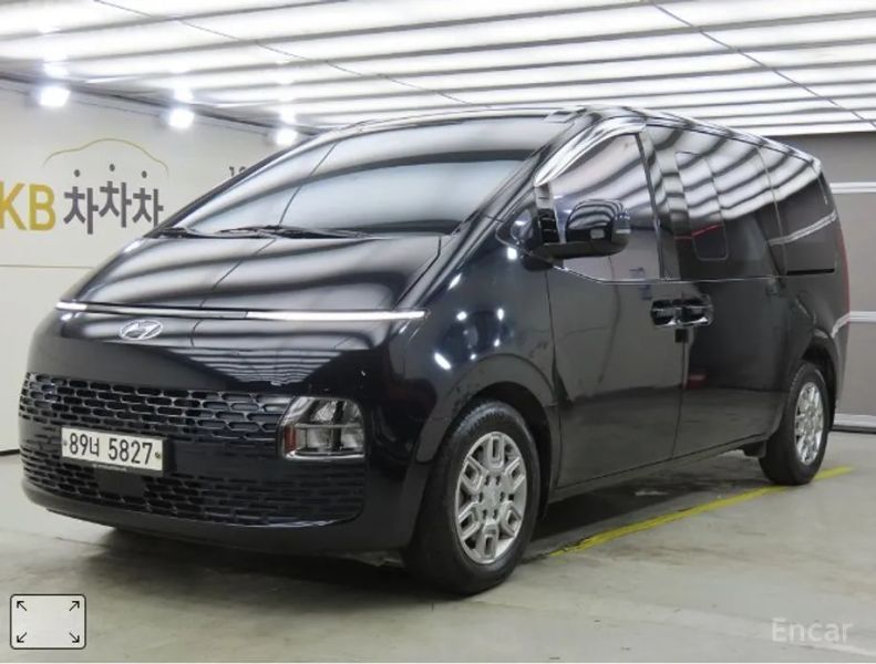 Hyundai Staria