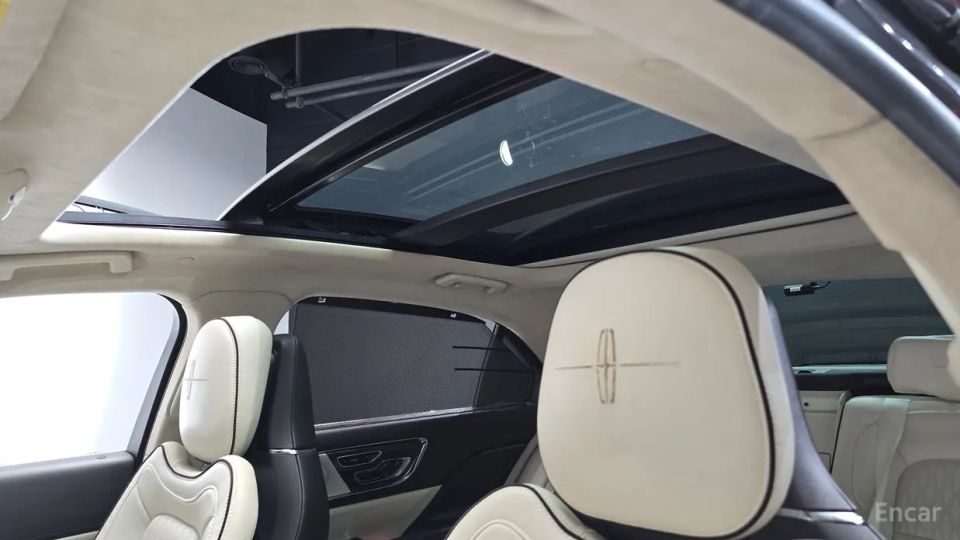 Lincoln Continental