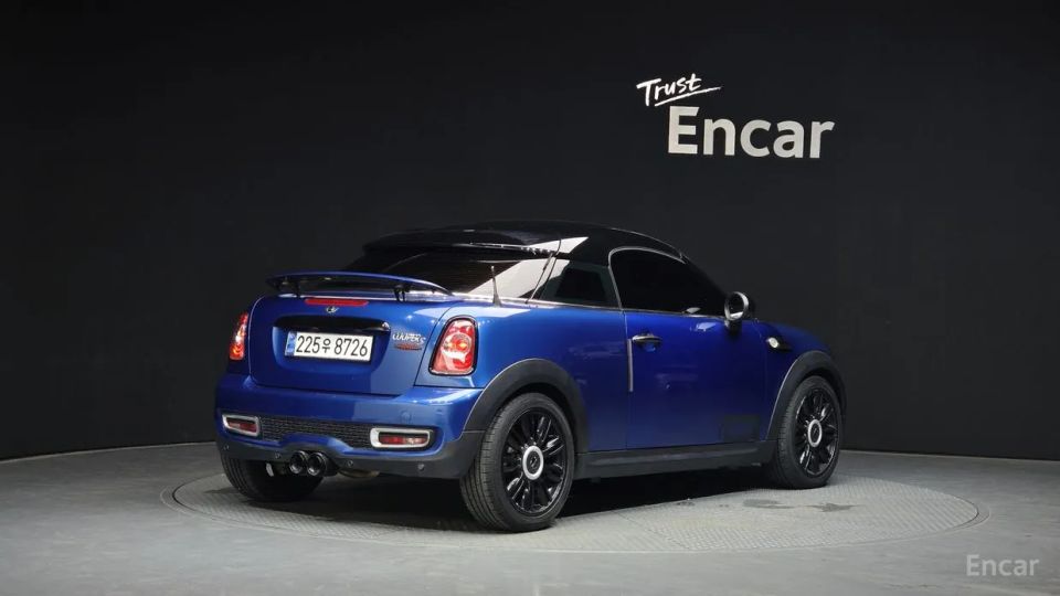 Mini coupe