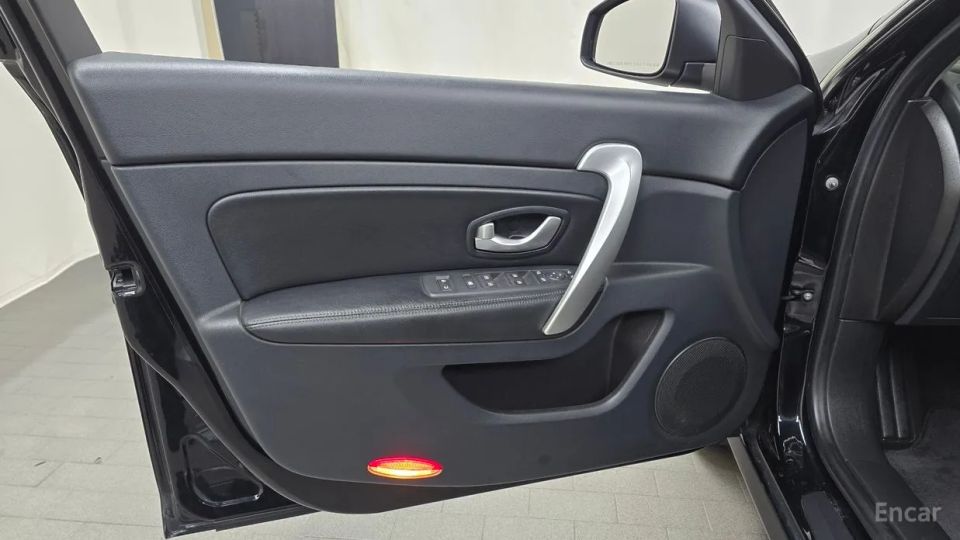 Renault-KoreaSamsung SM5