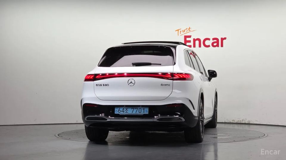 Mercedes-Benz EQS
