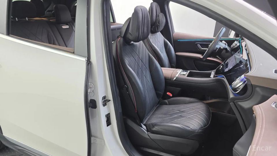 Mercedes-Benz EQS