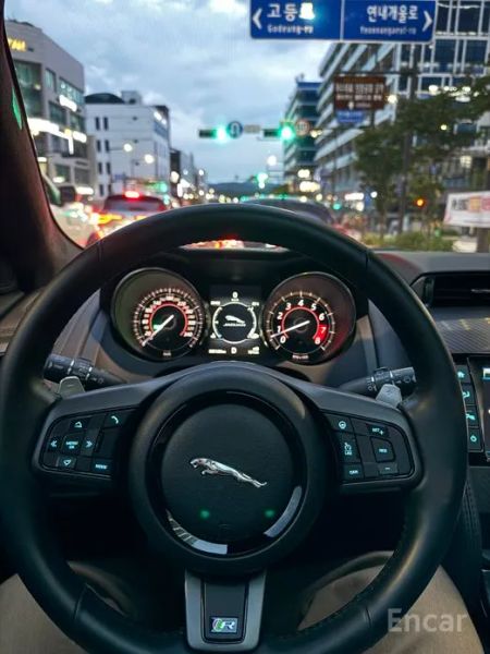 Jaguar F-TYPE