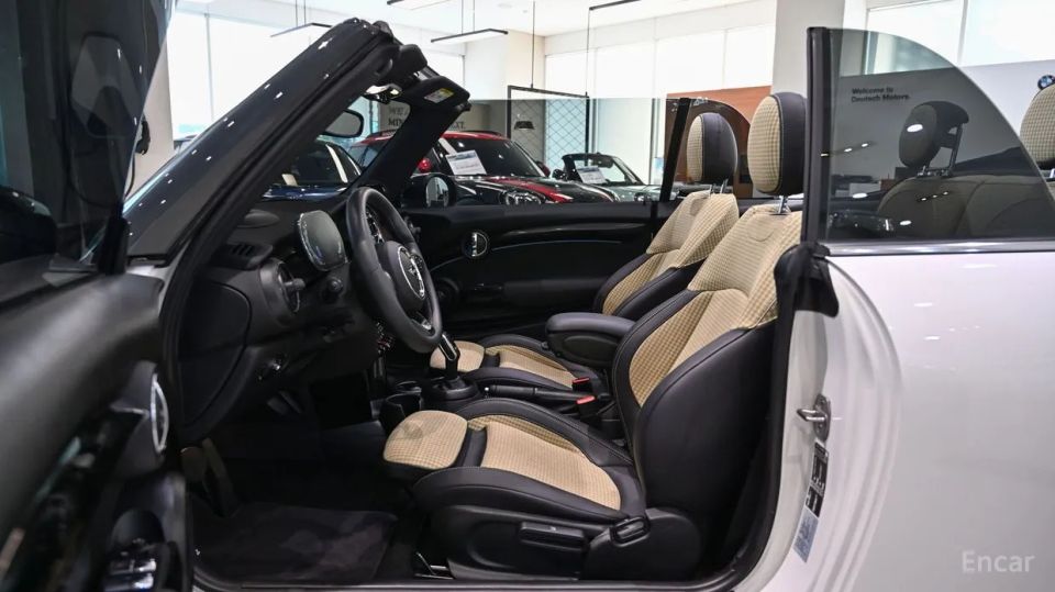 Mini Cooper Convertible