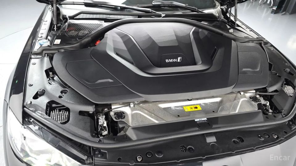 BMW I4