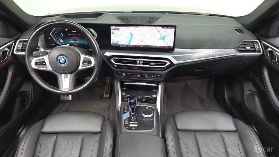 BMW I4