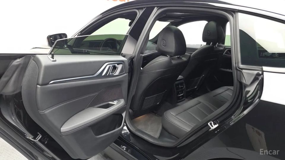 BMW I4
