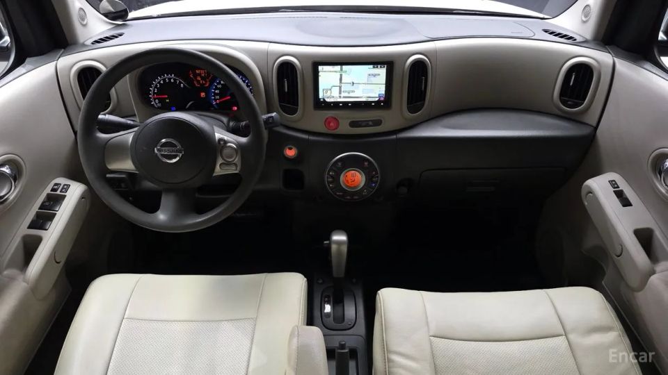 Nissan Cube