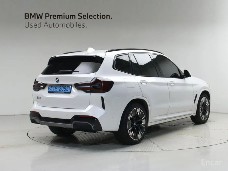 BMW ix3