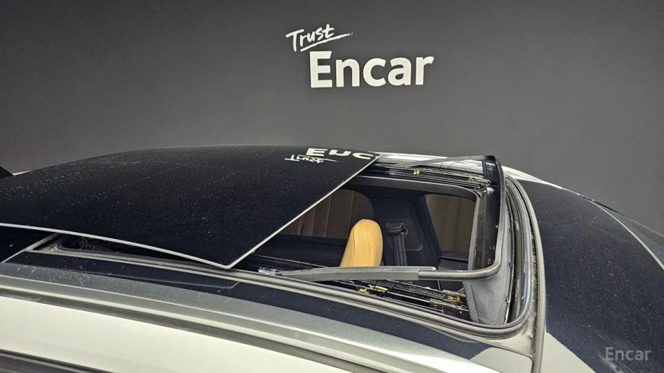 Lincoln Corsair
