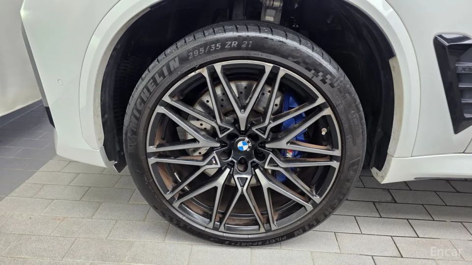 BMW X5M