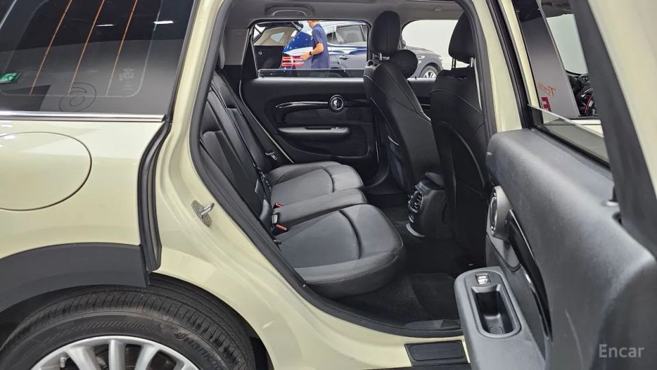 Mini clubman