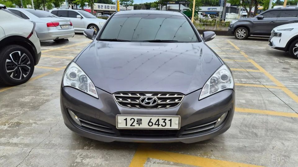 Hyundai Genesis