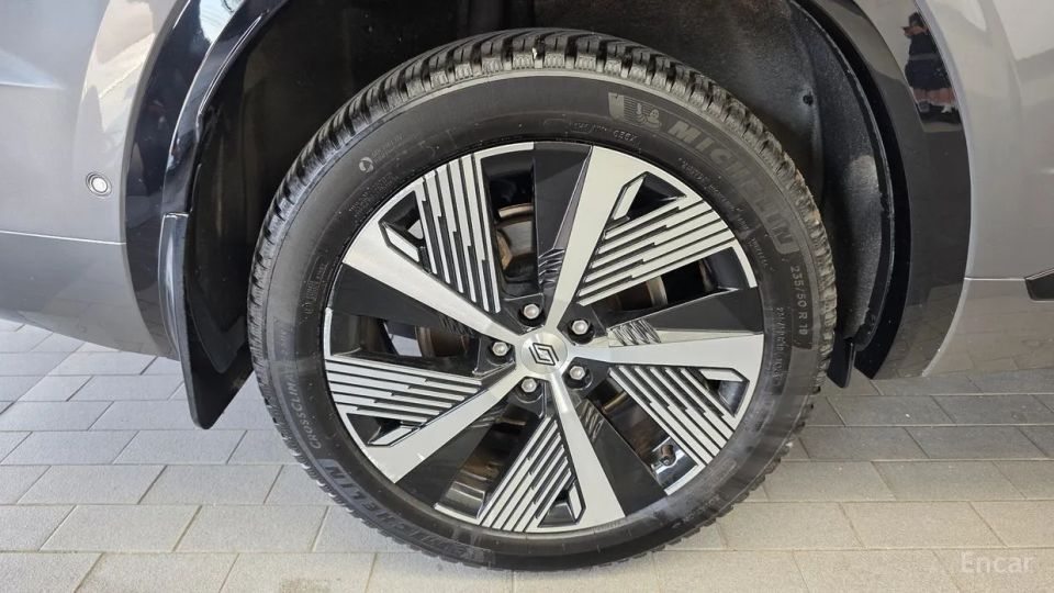 Renault-KoreaSamsung Grand Koleos