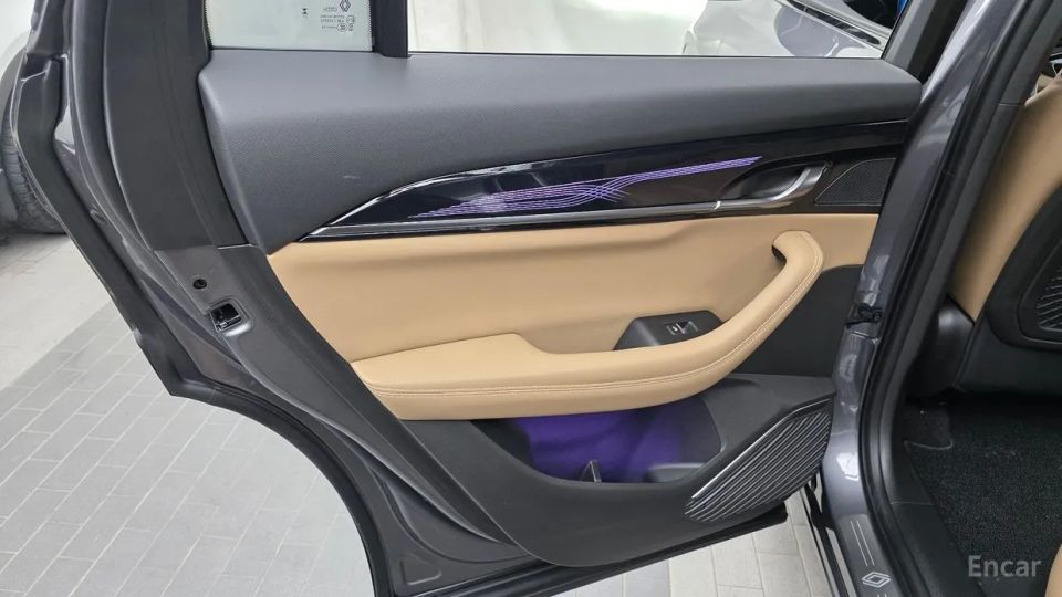 Renault-KoreaSamsung Grand Koleos