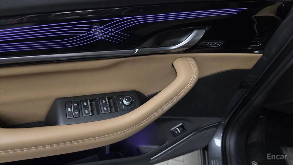 Renault-KoreaSamsung Grand Koleos