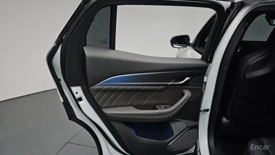 Renault-KoreaSamsung Filante