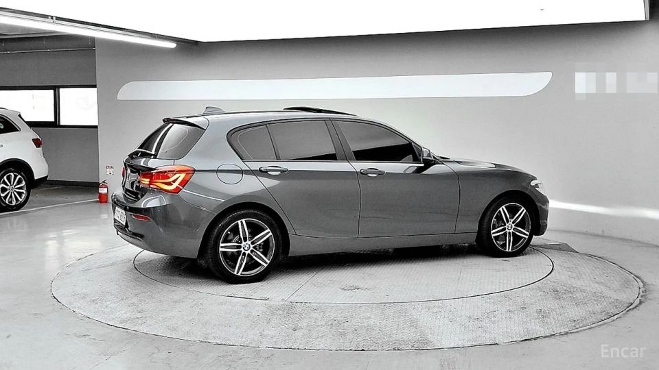 BMW 1-series