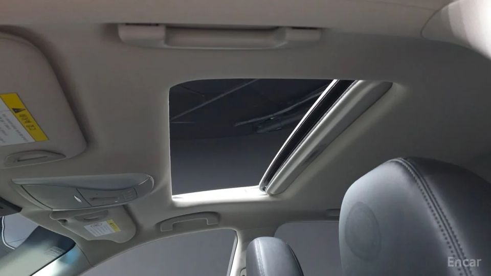 Infiniti Q70