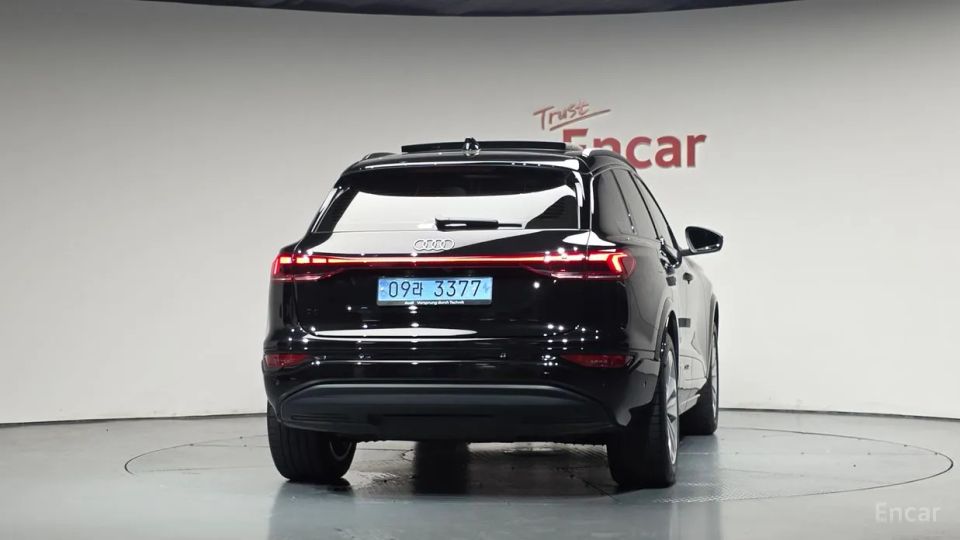 Audi Q6 e-tron