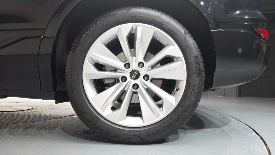 Audi Q6 e-tron