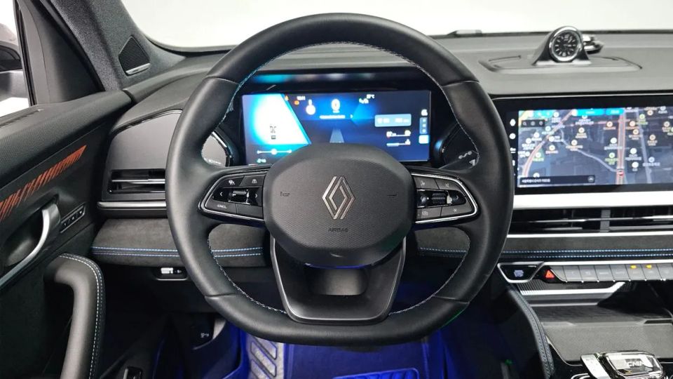 Renault-KoreaSamsung Grand Koleos