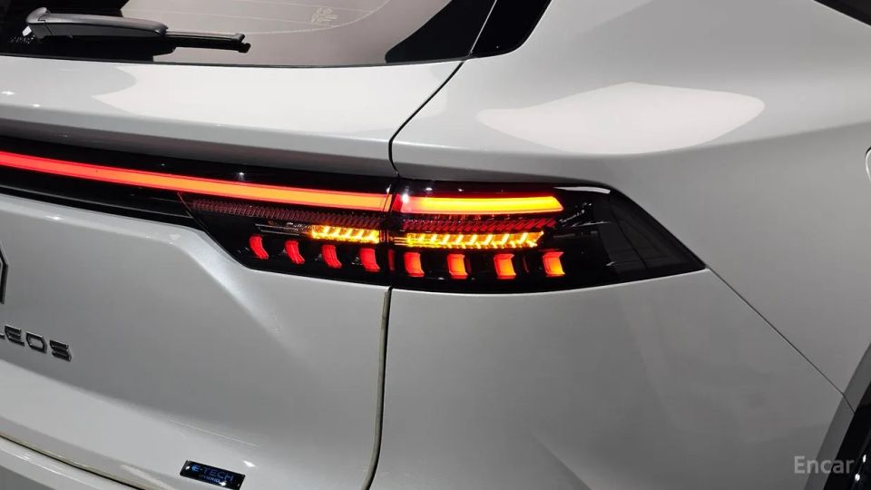 Renault-KoreaSamsung Grand Koleos