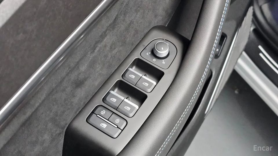 Renault-KoreaSamsung Grand Koleos