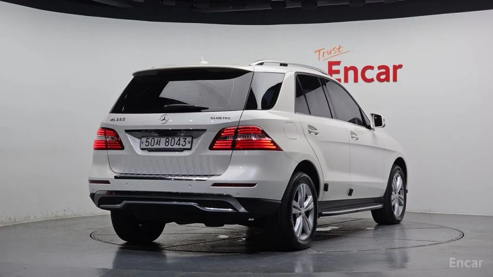 Mercedes-Benz M-class