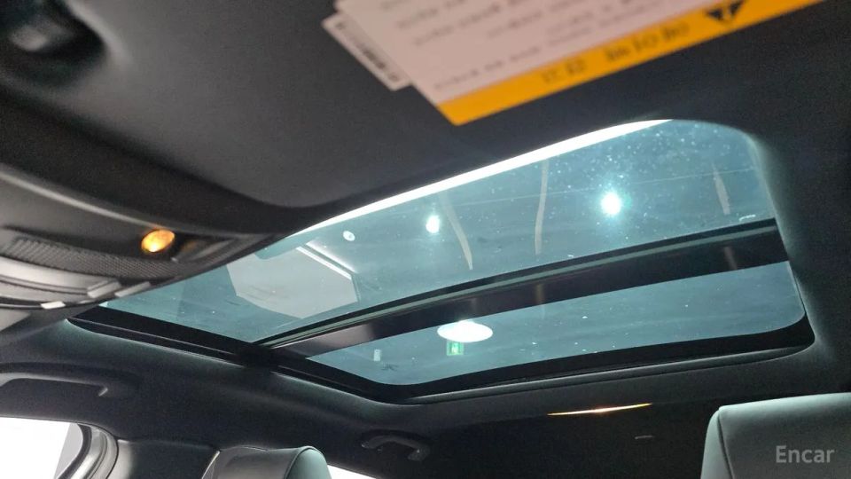 Infiniti Q30