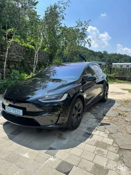 Tesla model-x