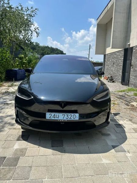 Tesla model-x