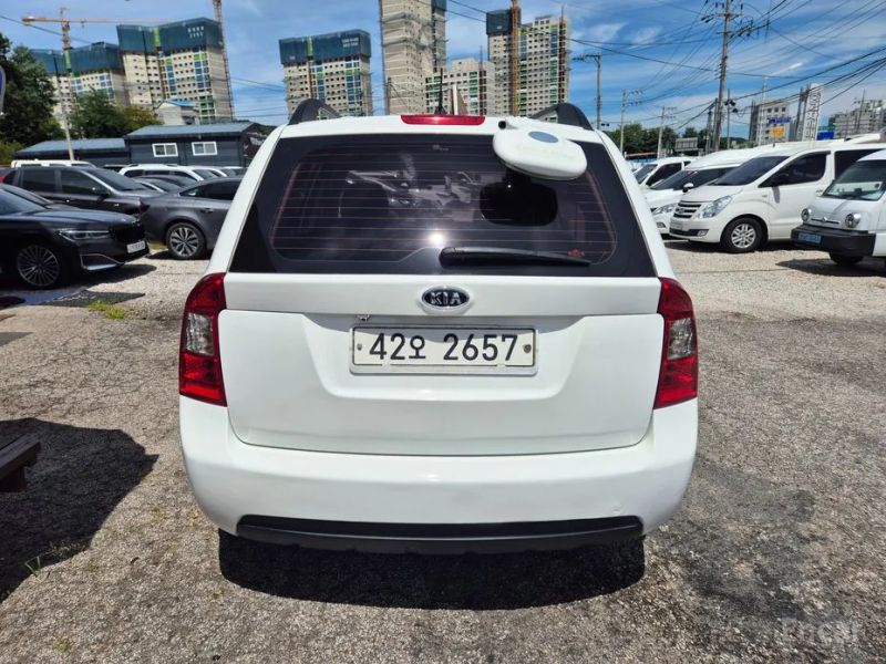 Kia Carens