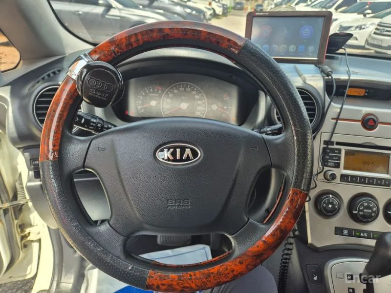 Kia Carens