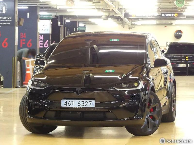 Tesla model-x